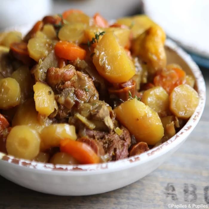 Tajine met kip, wortels en zoete aardappel