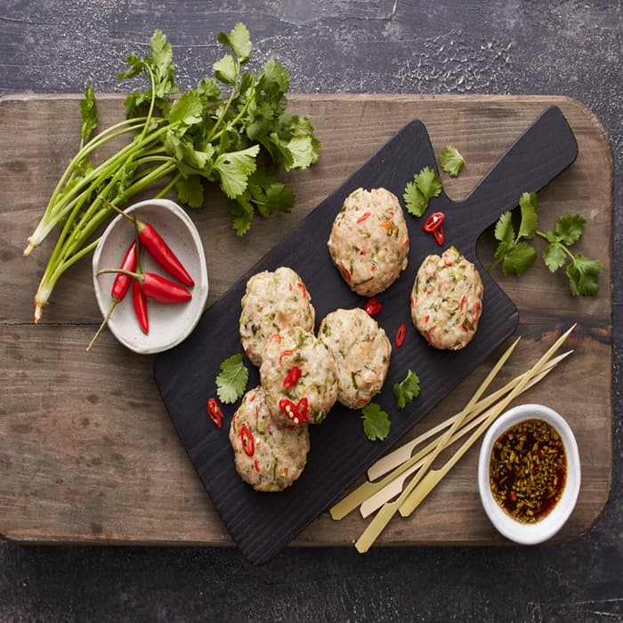 Thaise kippannenkoeken met zoete chilisaus