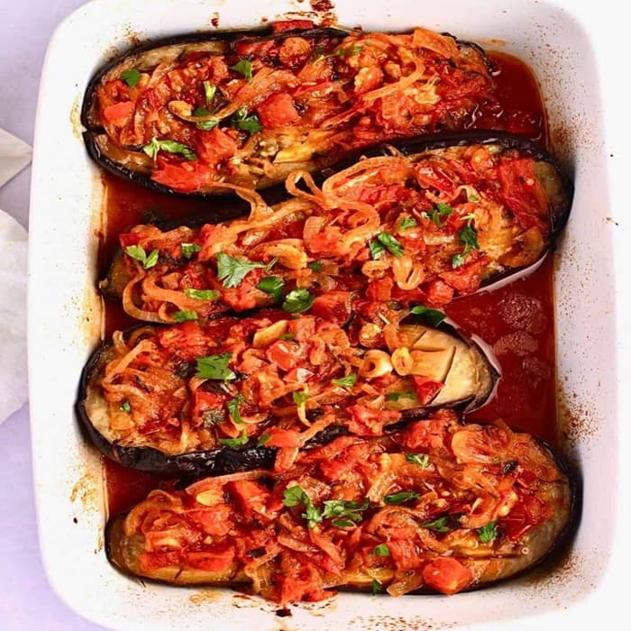 Imam bayildi met gegrilde lam en tzatziki