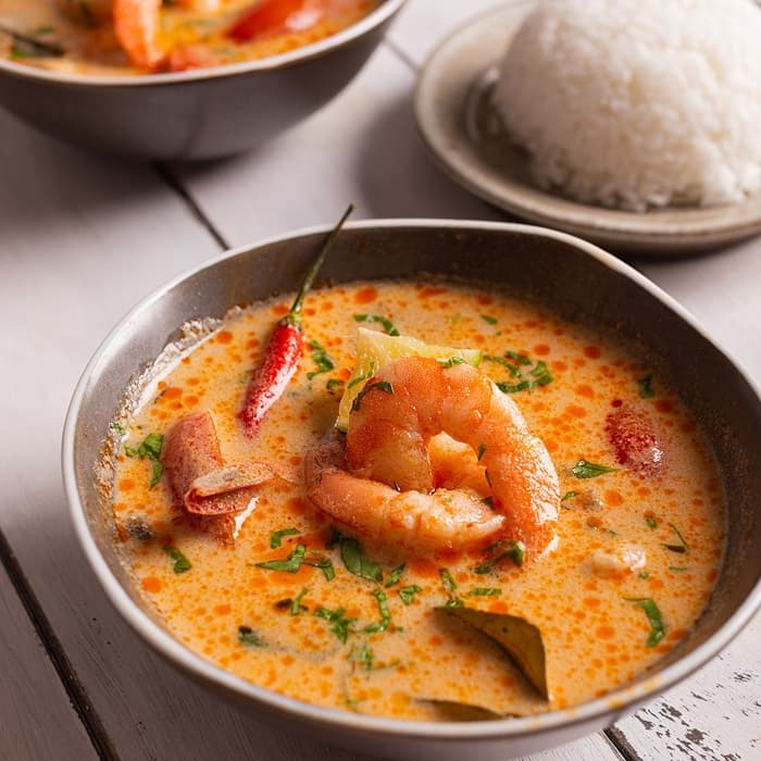 Tom yum soep met garnalen
